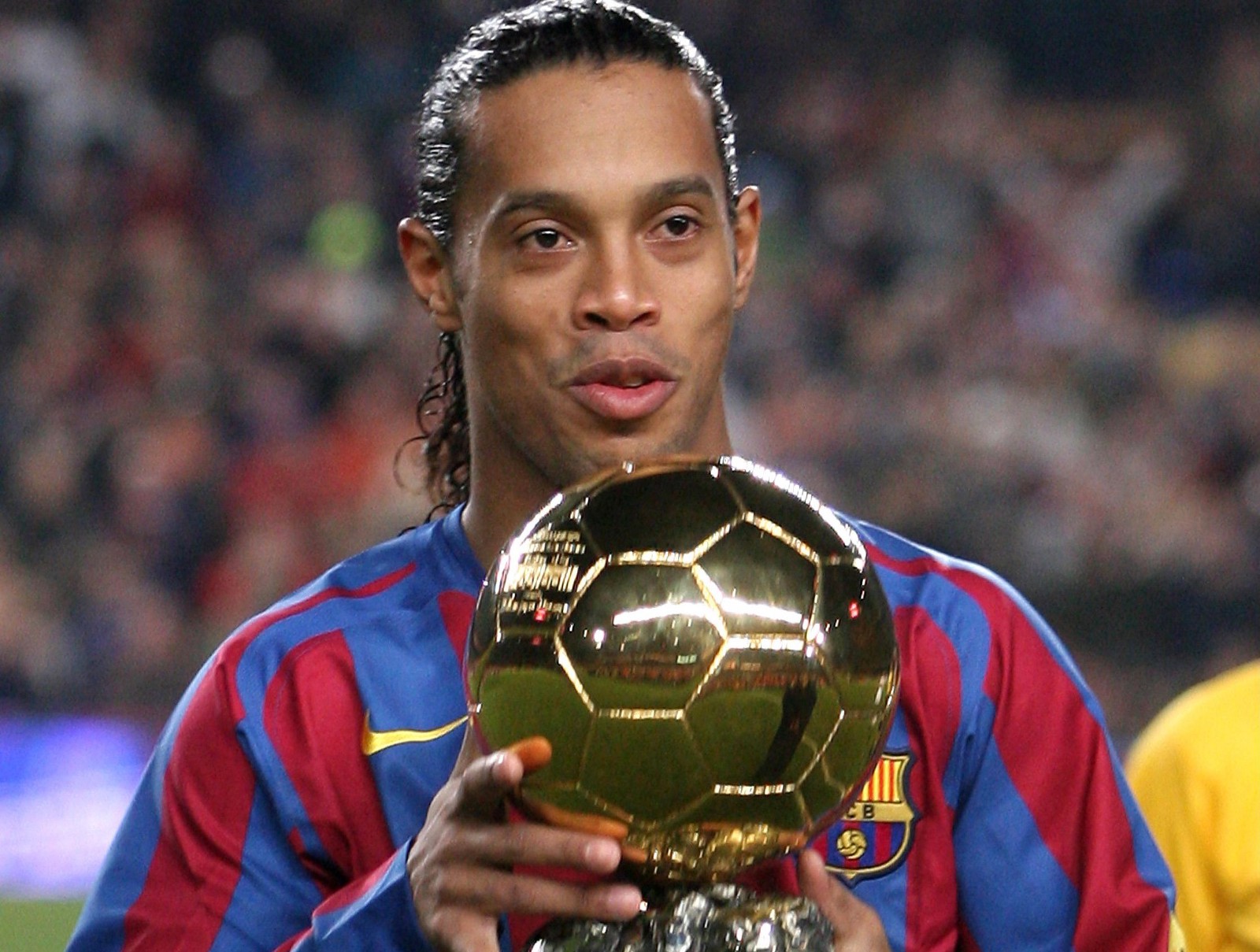 Tiền đạo người Brasil  Ronaldinho